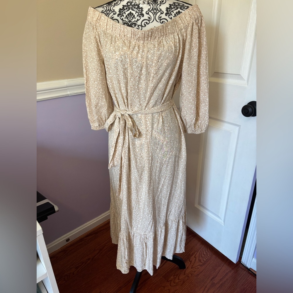 NWT a.n.a. jcpenney Cream micro cheetah Tie-Waist Maxi Dress, size Lg.